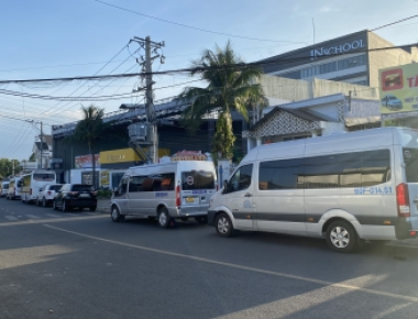 Thuê xe đưa đón học sinh tại Long Khánh an toàn, chuyên nghiệp